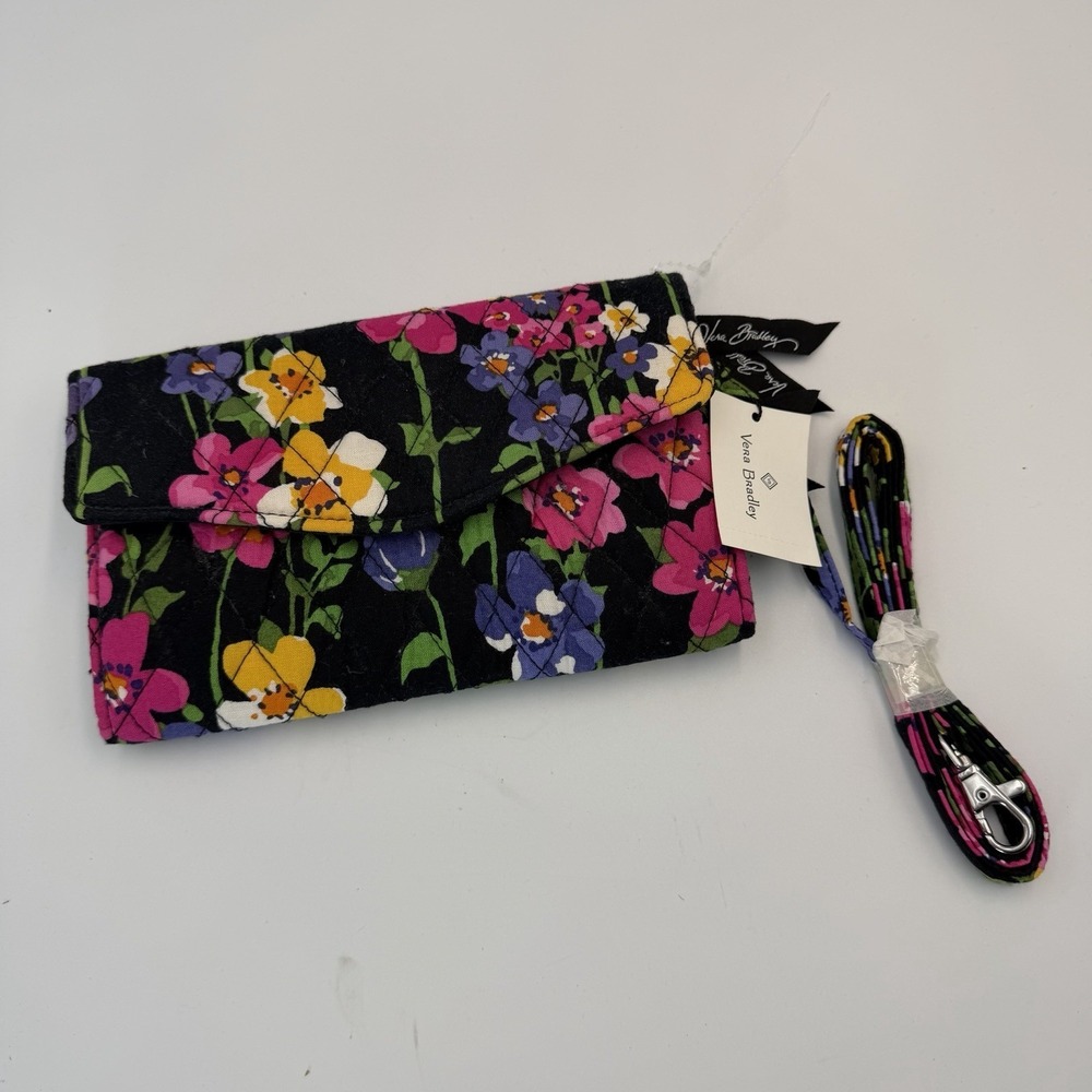 NWT Vera Bradley Trifold Envelope Wallet in Wildflower Garden